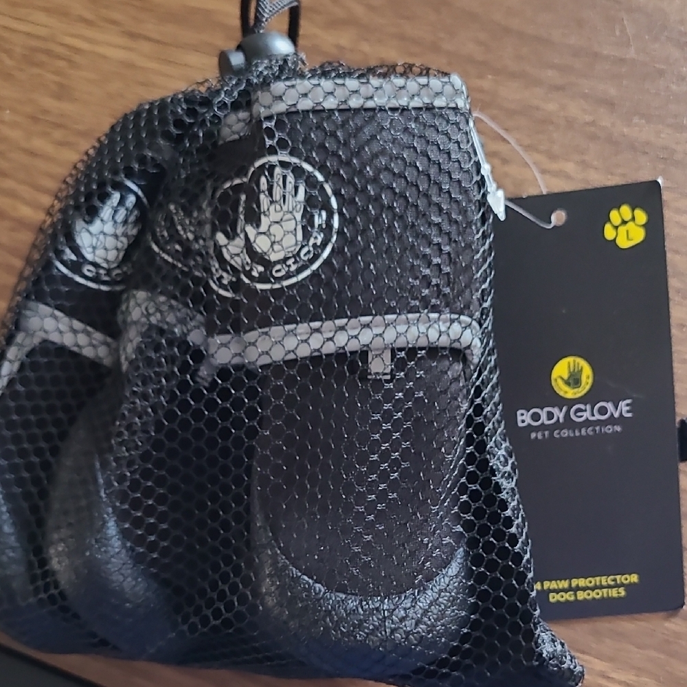 Body Glove Black Pet Booties